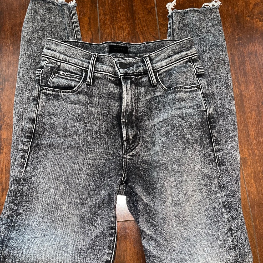 MOTHER Black Fray Jeans size 24